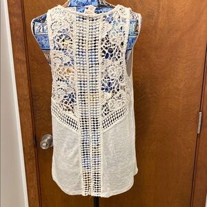 Mossimo Lace-Trimmed Women's Top size large